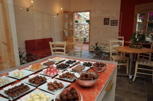 Mi'Ilya Chocolate House Guest House Εξωτερικό φωτογραφία