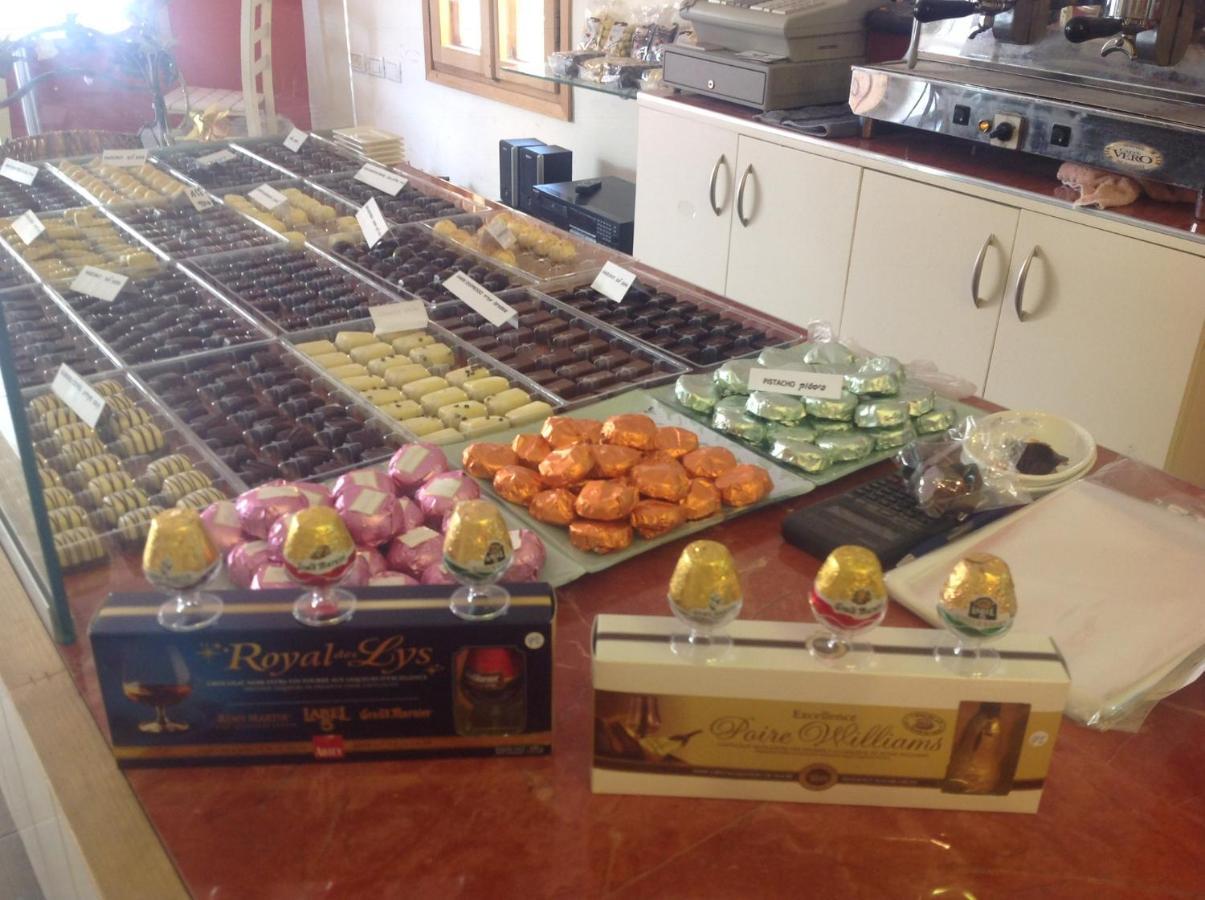 Mi'Ilya Chocolate House Guest House Εξωτερικό φωτογραφία